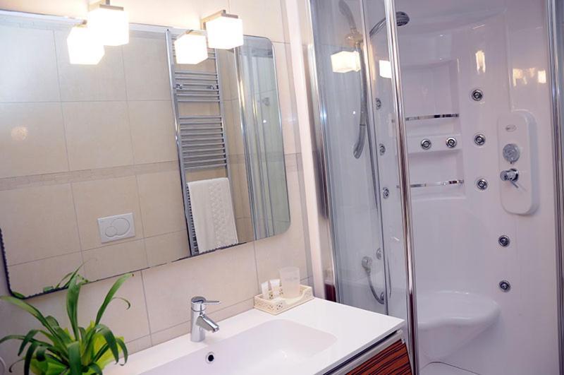 Agri Hotel Conte Salentino Sant Isidoro  Eksteriør billede